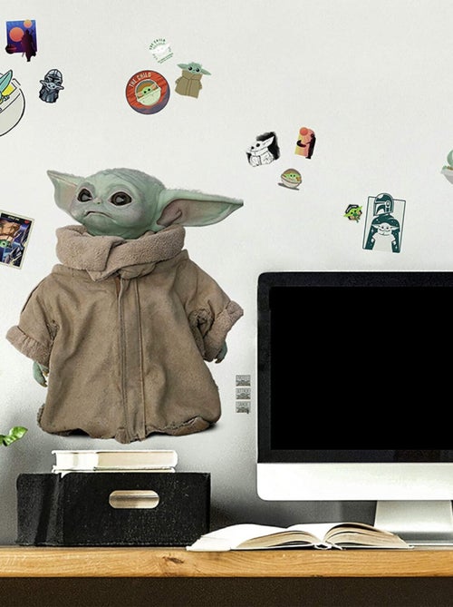 19 Stickers dont 1 sticker géant repositionnables Mandalorian Bébé Yoda alias Grogu debout 55,8X48,9 - Kiabi