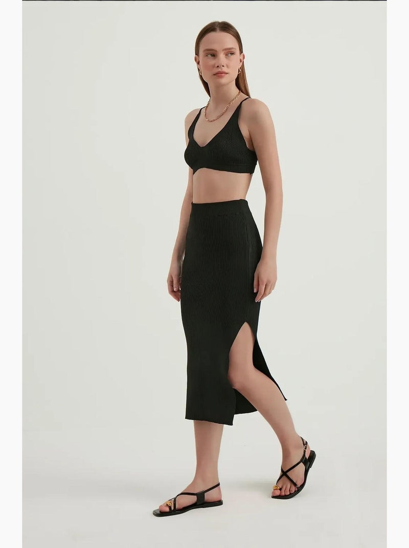 2 pièces : haut court moulant à col en v et maxi taille haute avec fente latérale hiccup Noir - Kiabi