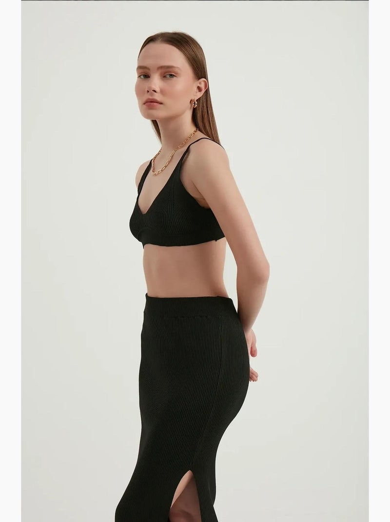 2 pièces : haut court moulant à col en v et maxi taille haute avec fente latérale hiccup Noir - Kiabi