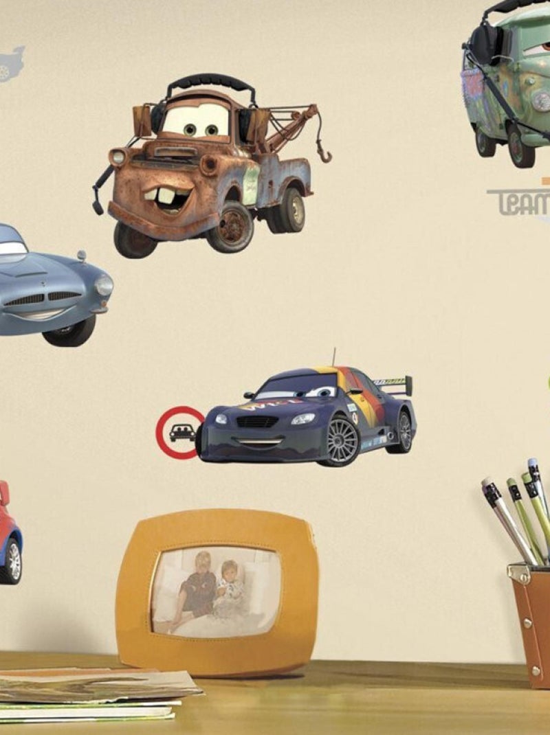 25 Stickers voiture Cars 2 Disney Rouge - Kiabi