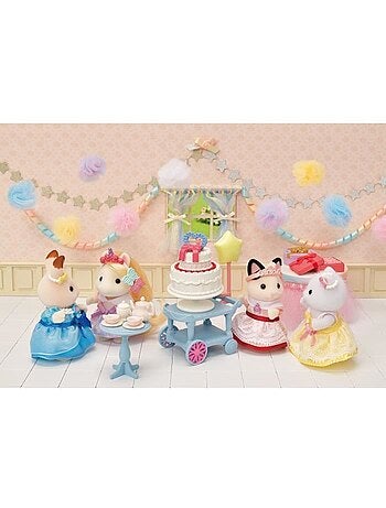 5646 'sylvanian families' la fille chat bicolore et son goûter danniversaire