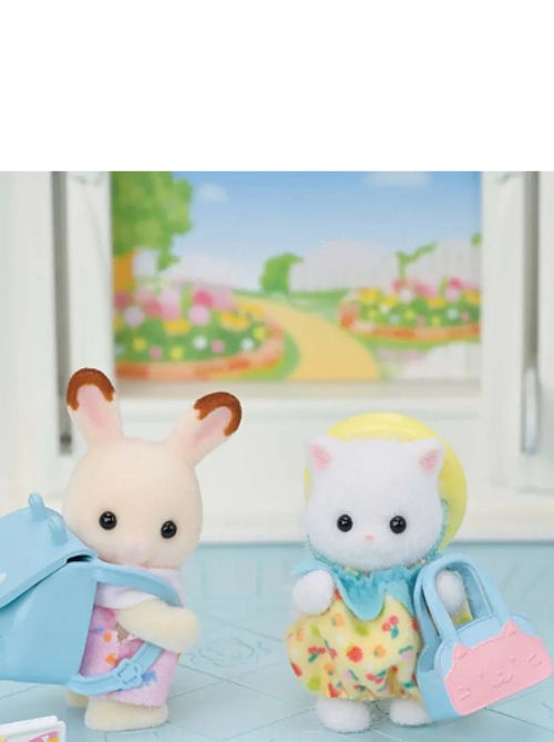 5747 'Sylvanian Families' Le duo des bebes en promenade - Kiabi