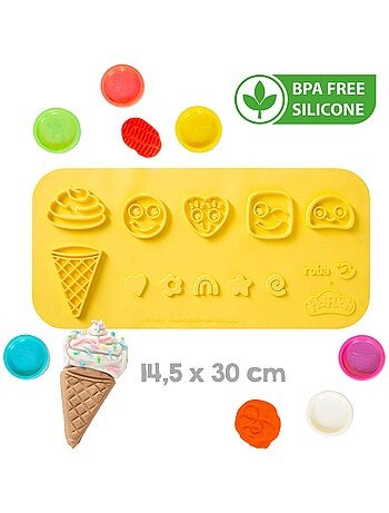 6 Boites de pâte à modeler + tablier + tapis et accessoires 'roba x Play-Doh'