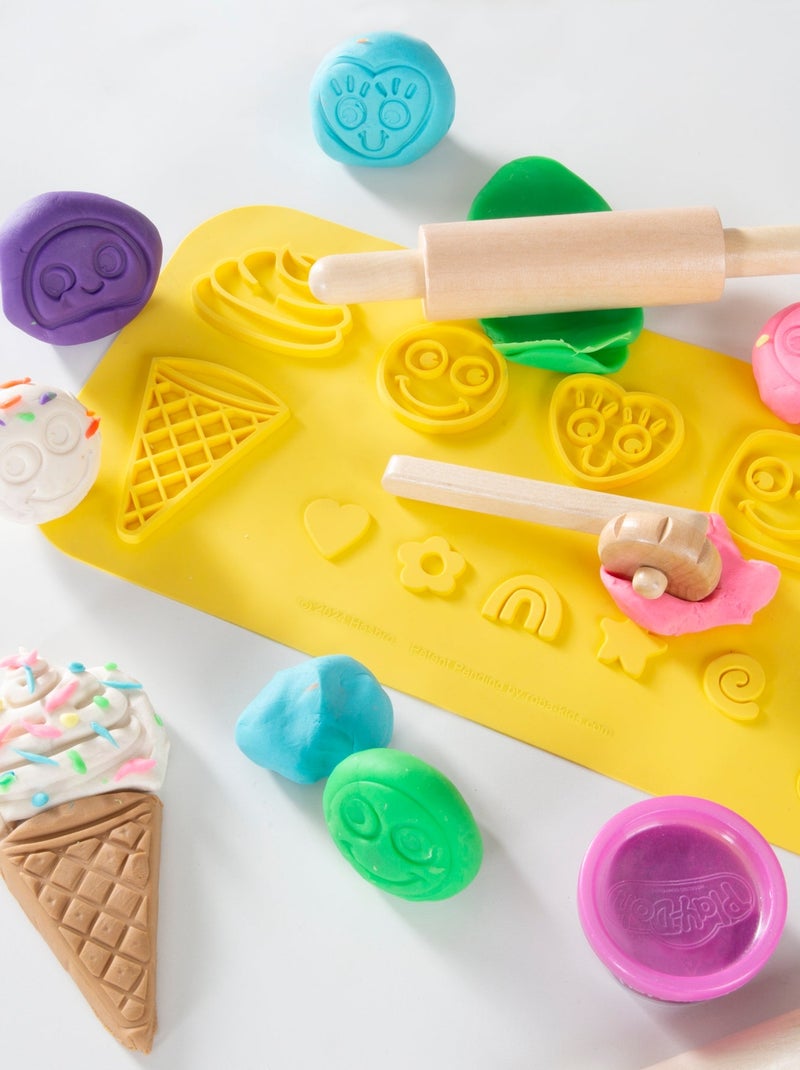 6 Boites de pâte à modeler + tapis 3D et accessoires 'roba x Play-Doh' N/A - Kiabi