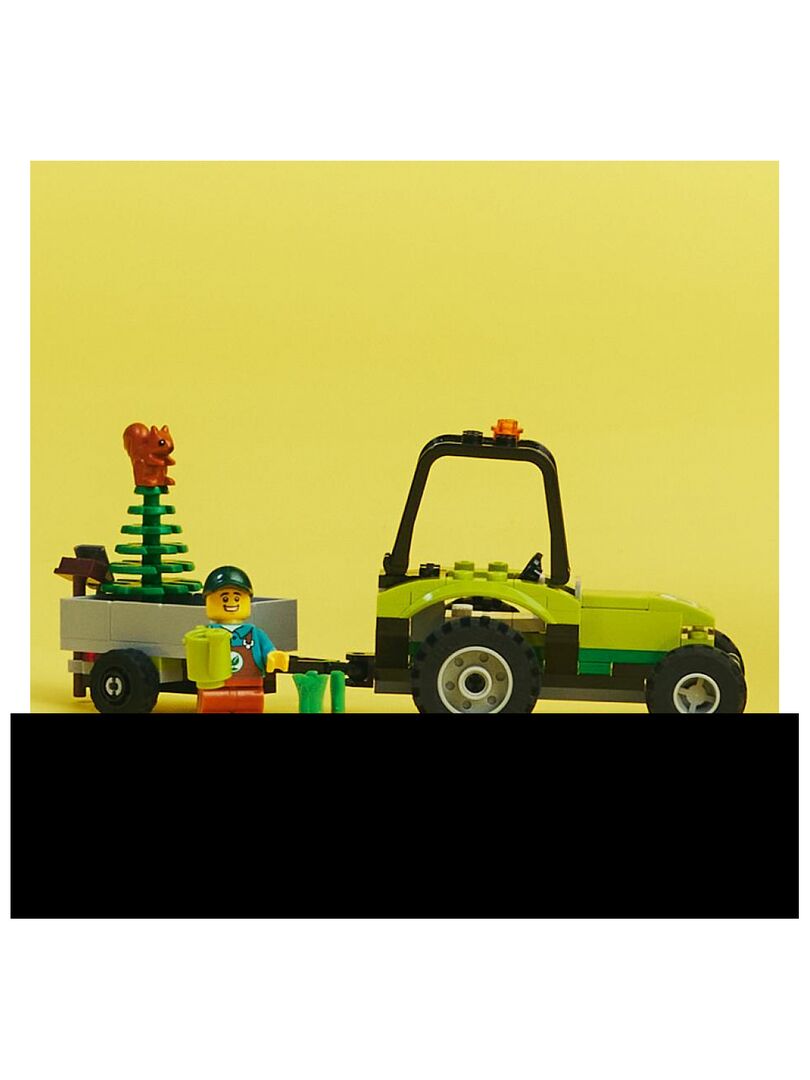 LEGO City 60390 Le Tracteur Forestier