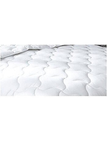Abeil couette chaude douceur absolue 240x260 cm blanc