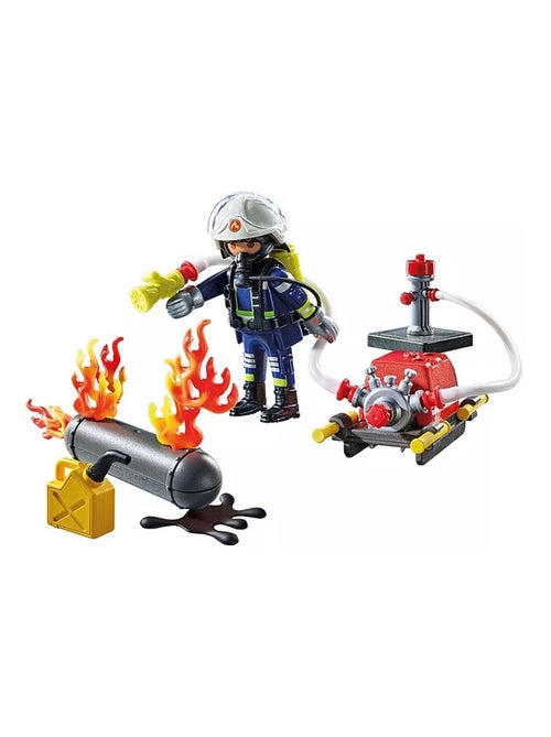 Action Heroes Pompier avec pompe à eau et réservoir enflammé - Kiabi
