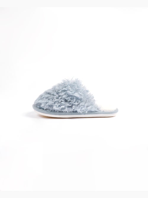 Admas Chaussons d'intérieur effet sherpa pour femme - Kiabi Admas Chaussons d'intérieur effet sherpa pour femme - Kiabi
