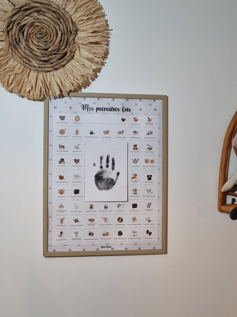 Affiche Mes Premières Fois à tamponner + Kit Empreintes + Tampon Dateur + Cadre Photo - Ourson Beige - Kiabi