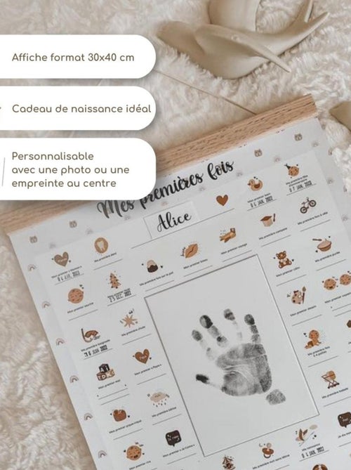 Affiche Mes Premières Fois à tamponner + Tampon Dateur + Baguettes de Suspension - Ourson - Kiabi