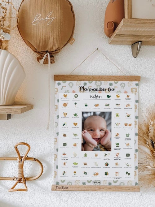 Affiche Mes Premières Fois + Kit Empreintes + Tampon Dateur + Baguettes de Suspension - Lion - Kiabi