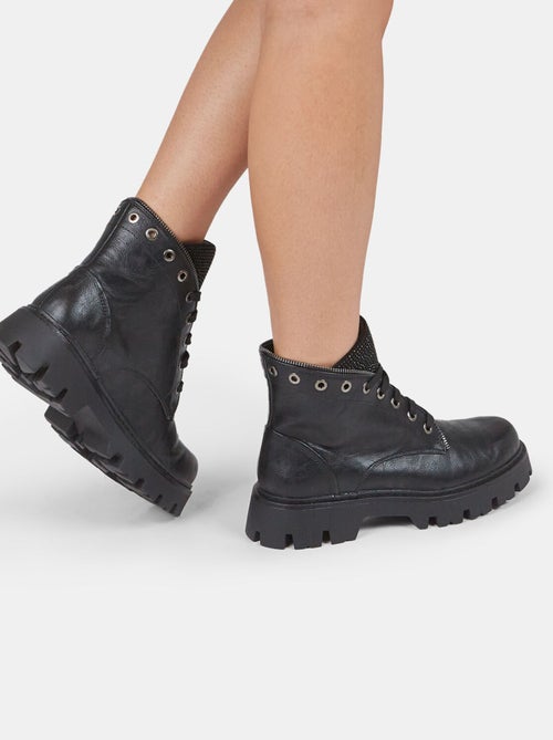 Amphibiens avec zip et strass BATA - Kiabi