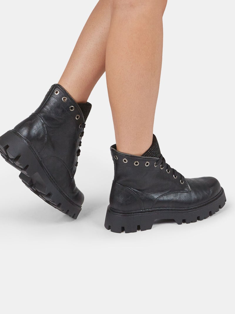 Amphibiens avec zip et strass BATA Noir - Kiabi