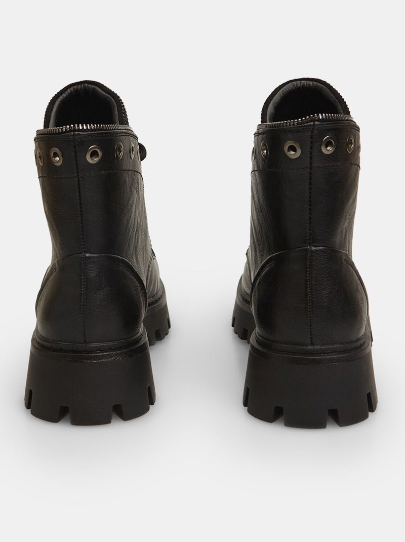 Amphibiens avec zip et strass BATA Noir - Kiabi