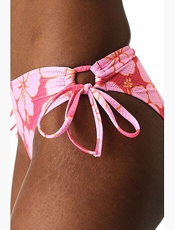 Annetta ring bas de bikini fleuri texturé taille mi-haute penti