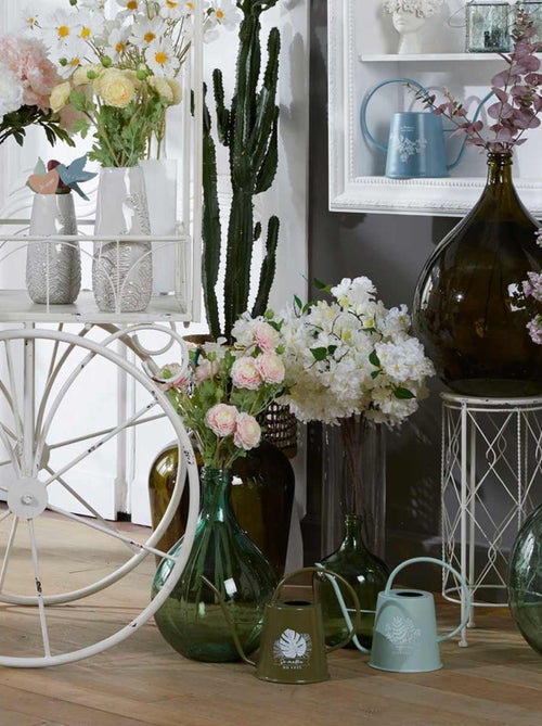 Arrosoir en métal - Kiabi