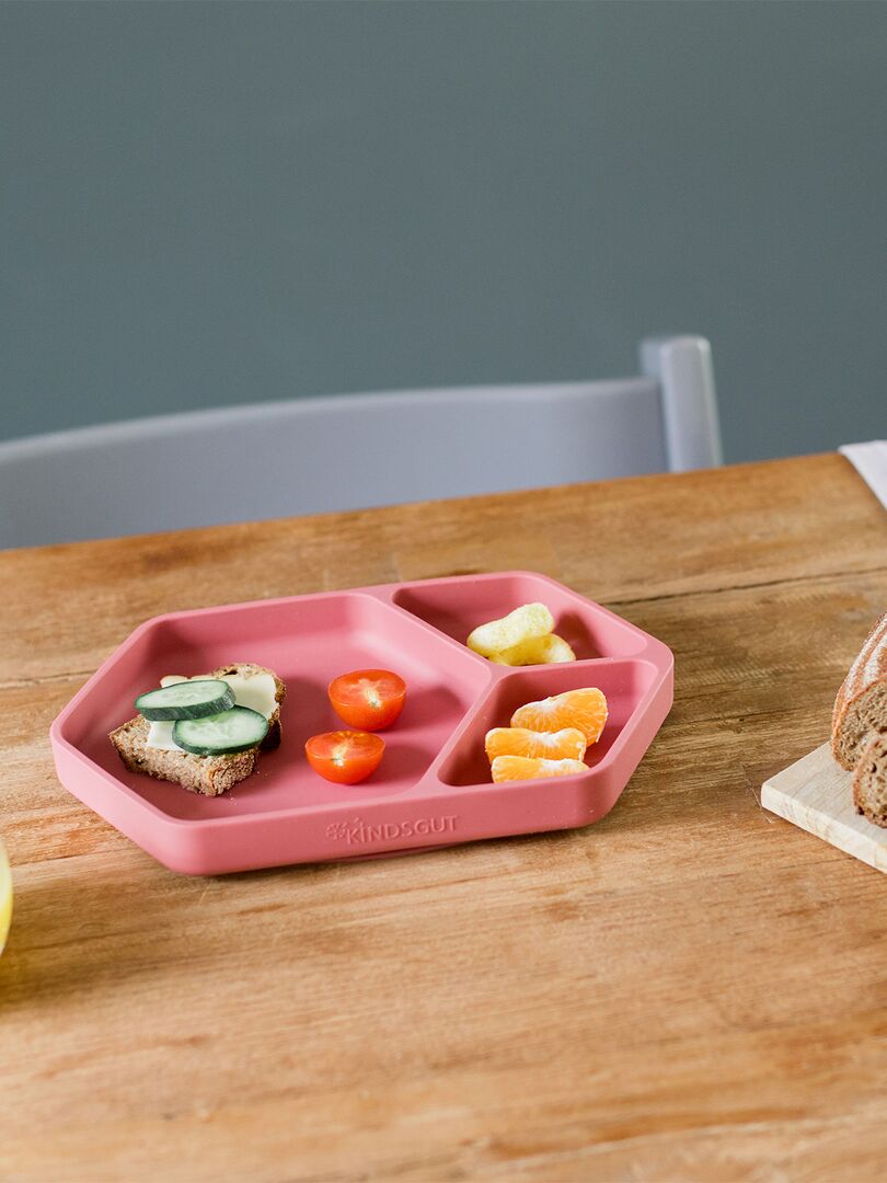 Assiette Bébé Mushie à Ventouse Silicone - Divisée, Sans BPA, Lave-vaisselle/Micro-ondes (Cloudy Mauve)