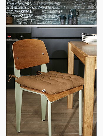 Assise matelassée 5 points avec pompons gaze de coton