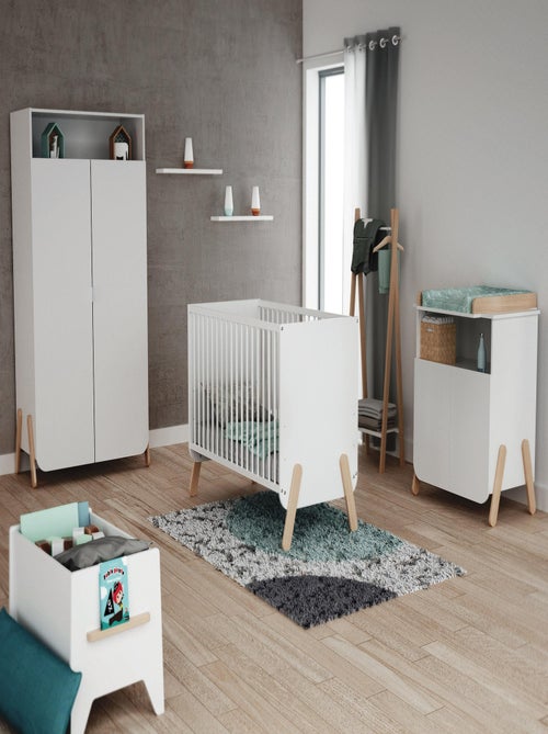 AT4 - Chambre bébé lit, meuble à langer et armoire Blanc et Hêtre Verni - Kiabi