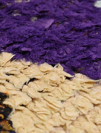 Authentique tapis berbère fait main en tissu recyclé BOUCHAROUETTE 61