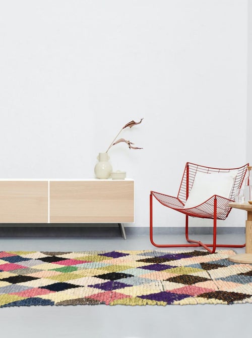 Authentique tapis berbère fait main en tissu recyclé BOUCHAROUETTE 61 - Kiabi Authentique tapis berbère fait main en tissu recyclé BOUCHAROUETTE 61 - Kiabi