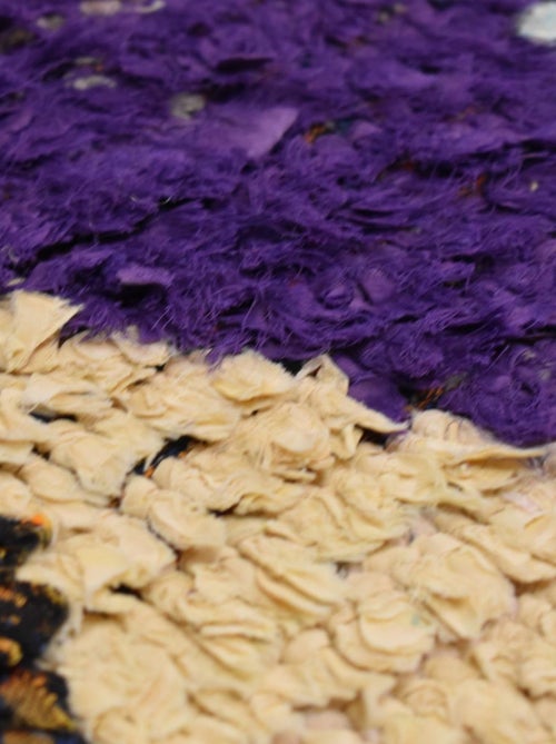 Authentique tapis berbère fait main en tissu recyclé BOUCHAROUETTE 61 - Kiabi Authentique tapis berbère fait main en tissu recyclé BOUCHAROUETTE 61 - Kiabi