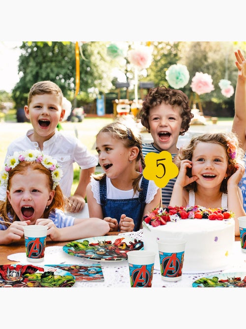 Avengers vaisselle jetable pour enfants 89 pièces - Kiabi Avengers vaisselle jetable pour enfants 89 pièces - Kiabi