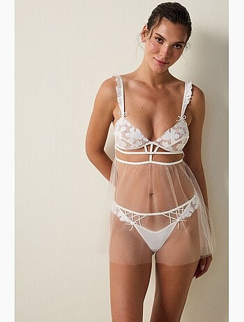 Babydoll de trousseau à broderie cassée, brodée, fleurie, à armatures penti