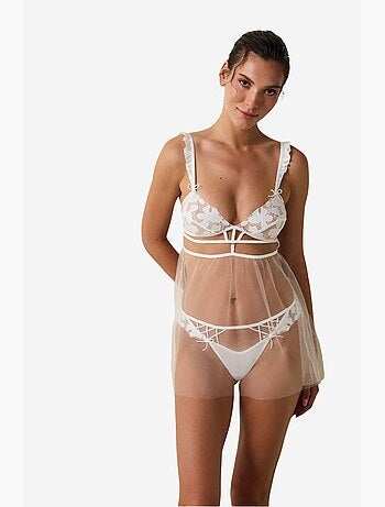 Babydoll de trousseau à broderie cassée, brodée, fleurie, à armatures penti