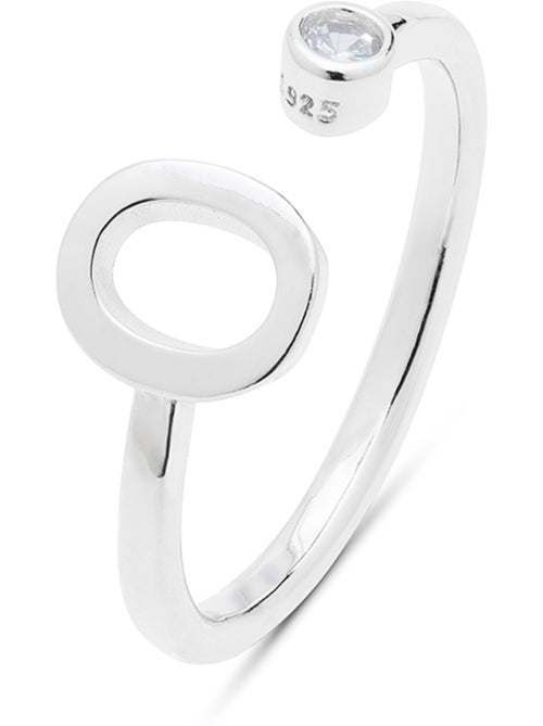 Bague en argent sterling 925 avec finition brillante en zircone Rhodium - lettre O de l’alphabet - Kiabi Bague en argent sterling 925 avec finition brillante en zircone Rhodium - lettre O de l’alphabet - Kiabi