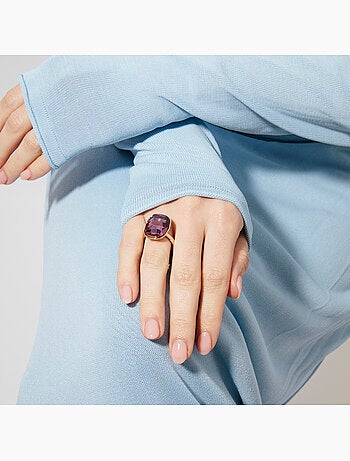Bague Luxenter en zircone améthyste avec finition en or jaune 18 carats - Rakco