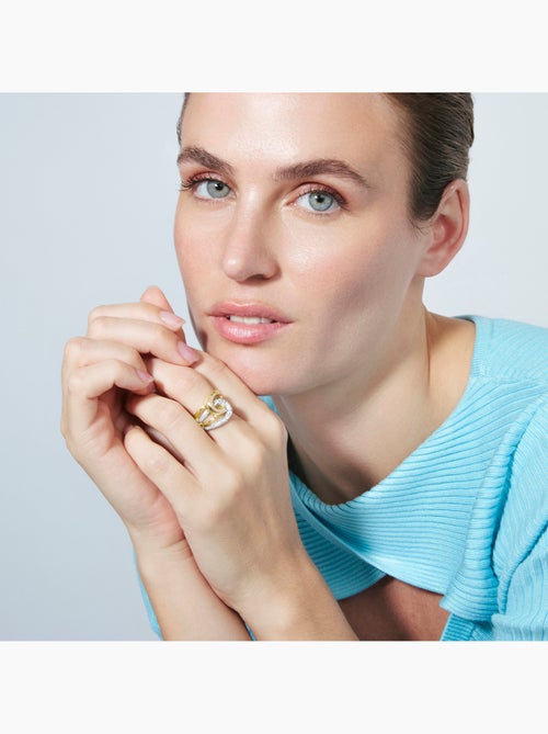 Bague Luxenter en zircone brillante avec finition en or jaune 18 carats - Nava - Kiabi Bague Luxenter en zircone brillante avec finition en or jaune 18 carats - Nava - Kiabi