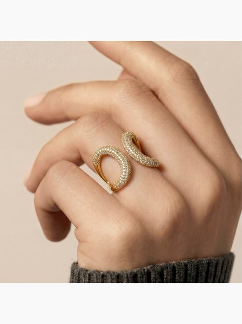 Bague Luxenter en zircone brillante avec finition en or jaune 18 carats - Rudma - Kiabi Bague Luxenter en zircone brillante avec finition en or jaune 18 carats - Rudma - Kiabi