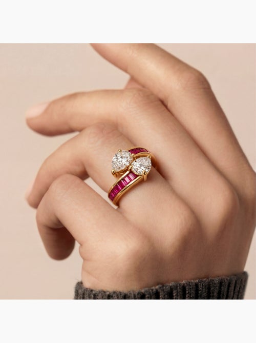 Bague Luxenter en zircone rubis avec finition en or jaune 18 carats - Darbia - Kiabi Bague Luxenter en zircone rubis avec finition en or jaune 18 carats - Darbia - Kiabi