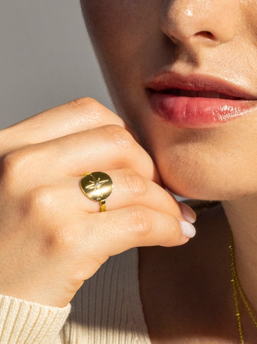 Bague Luxenter Leri plaqué or jaune 18 carats avec zircon brillant. - Kiabi