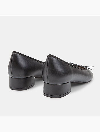 Ballerine avec nœud et talon bloc Bata
