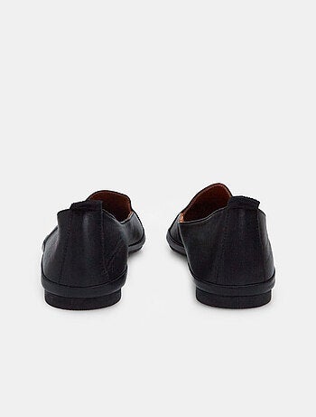 Ballerine en cuir BATA