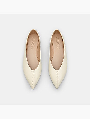 Ballerine plates avec bout à couture apparente