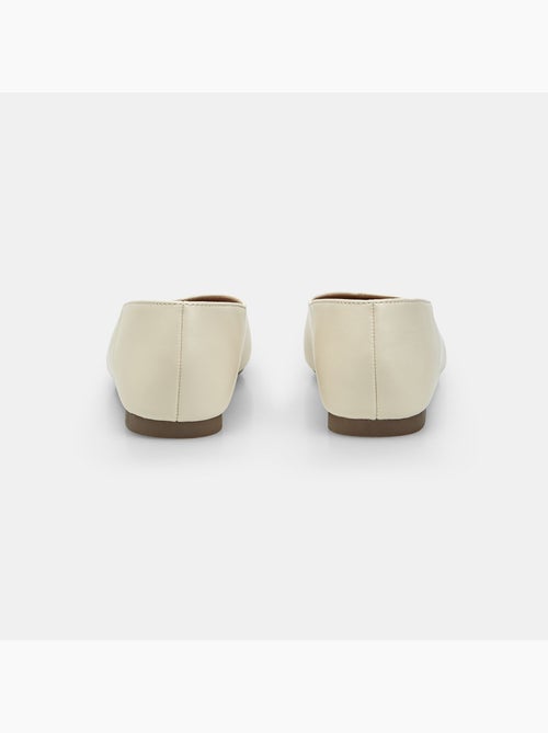 Ballerine plates  avec bout à couture apparente - Kiabi