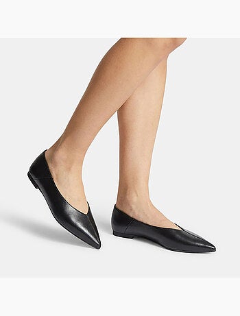 Ballerine plates avec bout à couture apparente