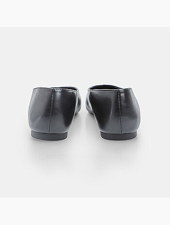 Ballerine plates avec bout à couture apparente