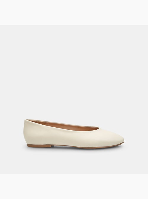 Ballerine plates avec bout carré - Kiabi