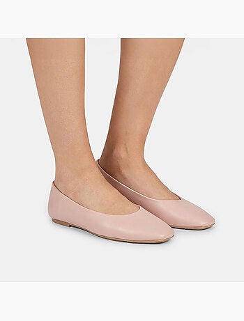 Ballerine plates avec bout carré