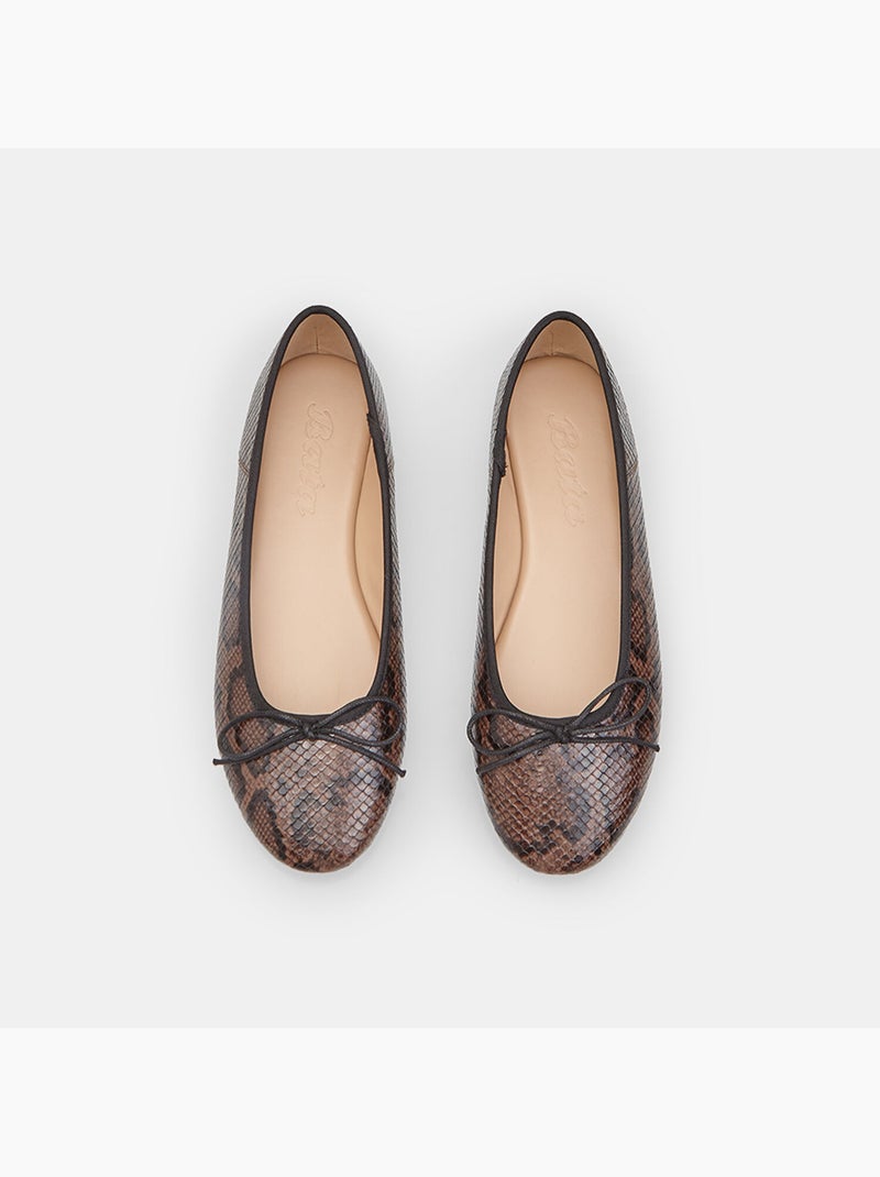 Ballerine plates  Bata avec bordure et nœud noir Marron - Kiabi