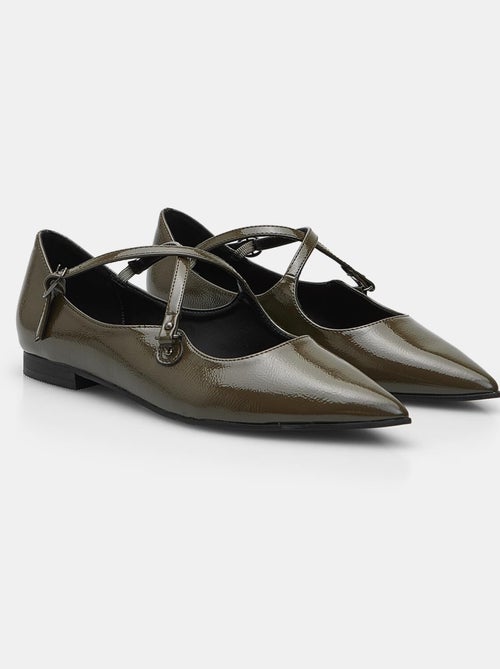 Ballerines à double bande croisée BATA - Kiabi