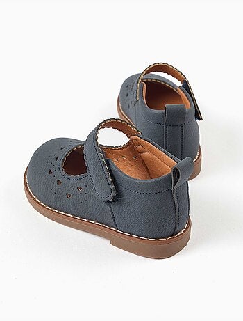 Ballerines à scratch avec détails perforés