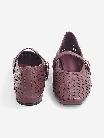 Ballerines ajourée à boucle
