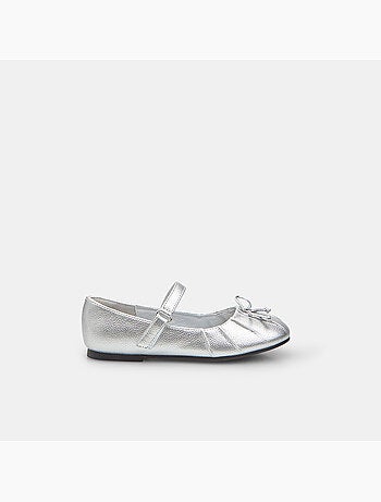 Ballerines avec bride Bata