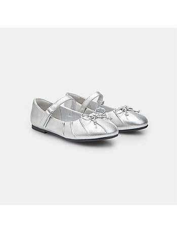 Ballerines avec bride Bata