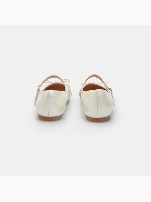Ballerines avec bride Bata - Kiabi